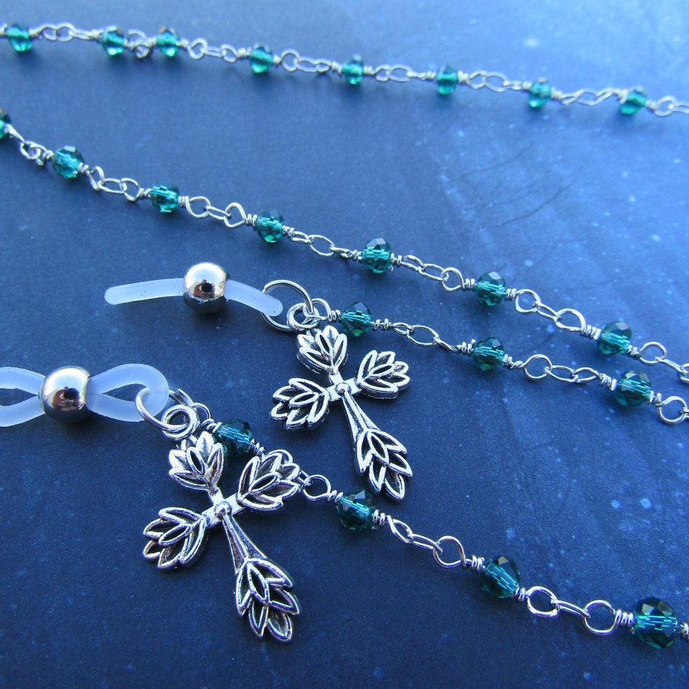 Leafy Forest Witch Branch Cross Glasses Chain
